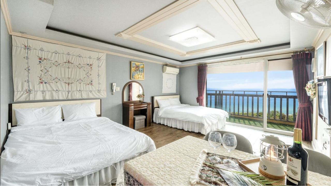 Ganghwa Badatgashimteo Pension - Bed and Breakfast Incheon