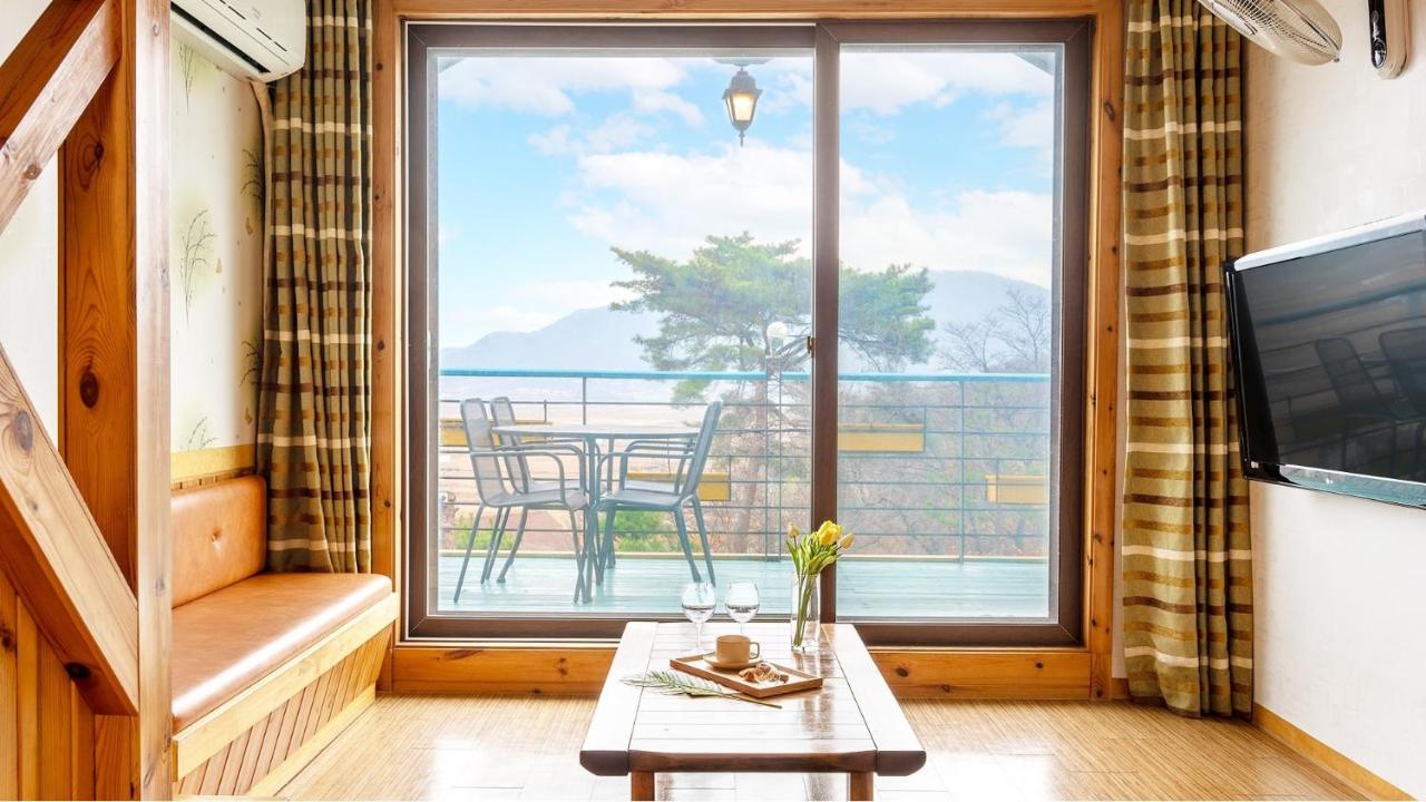 Gangwha Jeongwon Pension - B&B