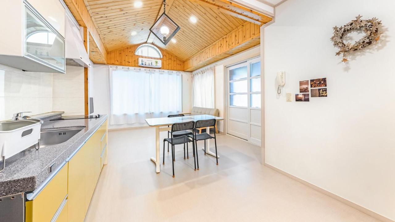 Studio 4