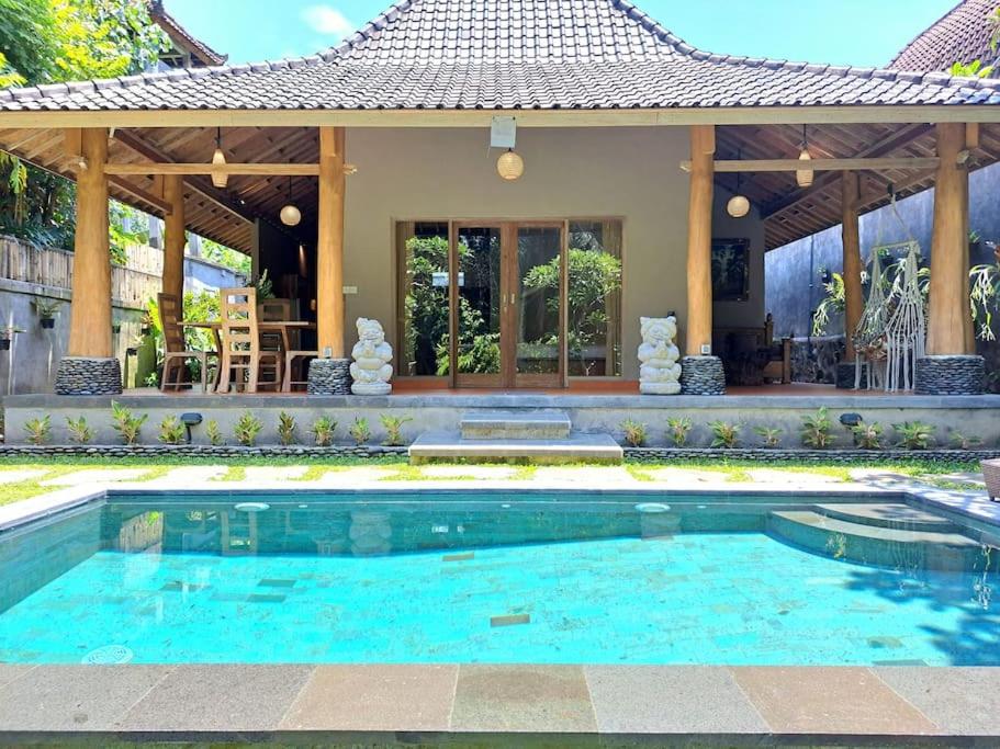 Pondok Kayun Villa - Bed and Breakfast Ubud