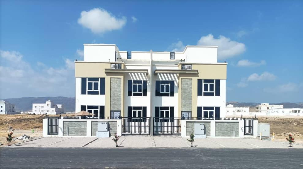 Orient Apartments - Taqah - B&B Sumhuran