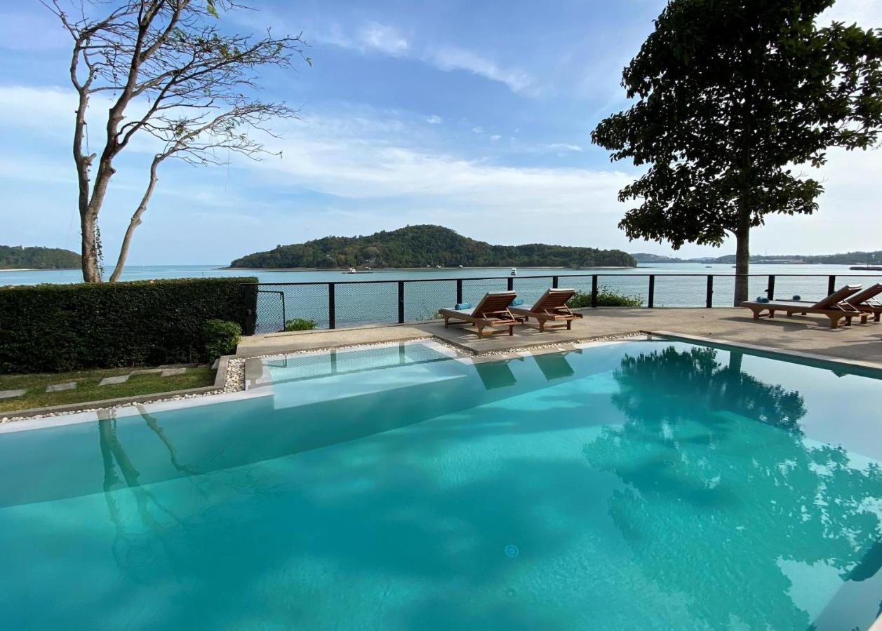 Villa Deluxe