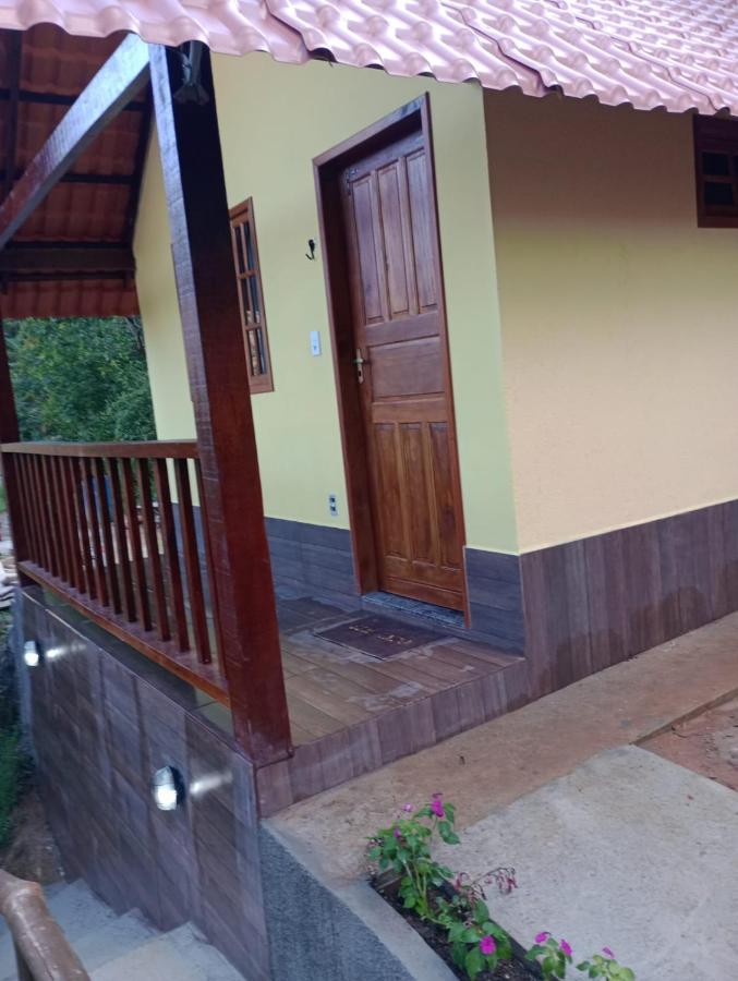 Recanto Casa Amarela de São Romão - Bed and Breakfast Nova Friburgo