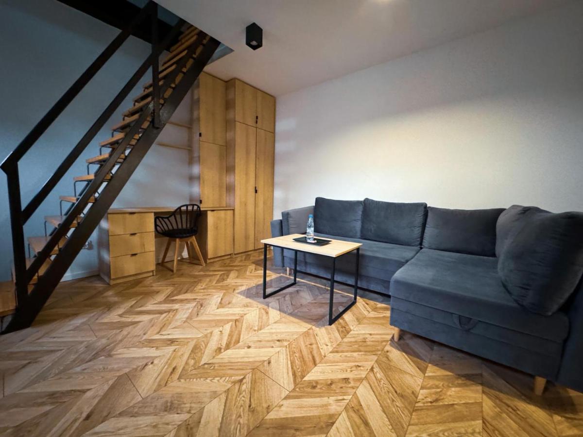 Komfortowy i stylowy apartament z antresolą- Self Check-In - B&B