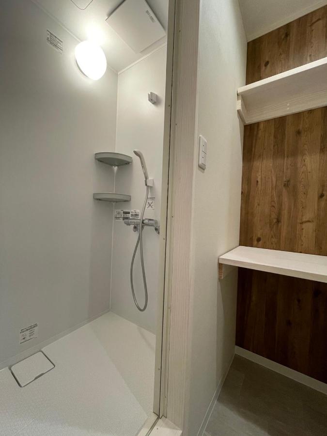 Standard Twin Room with Shared Bathroom