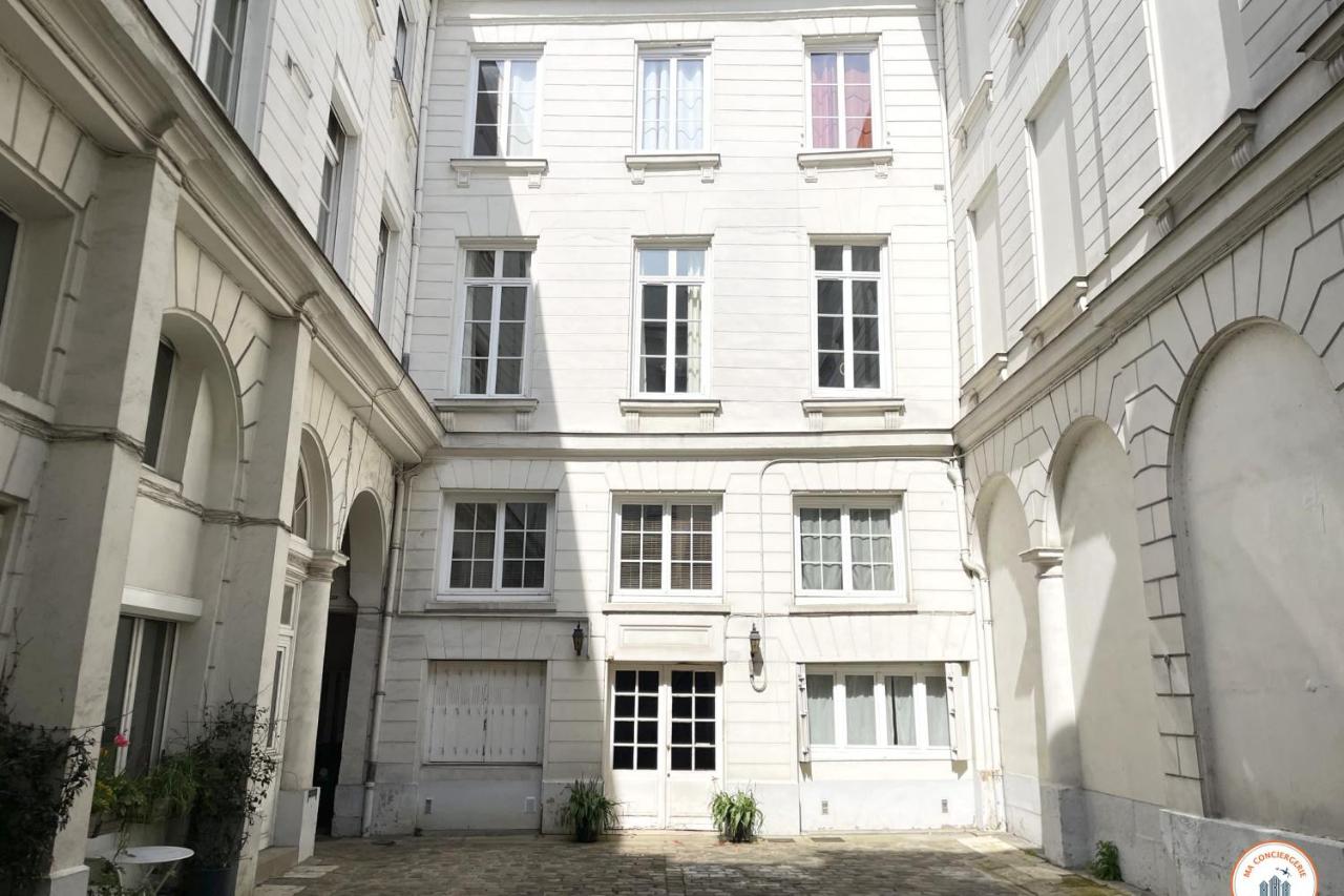 Le Crosne - Parking - Standing - Calme - B&B