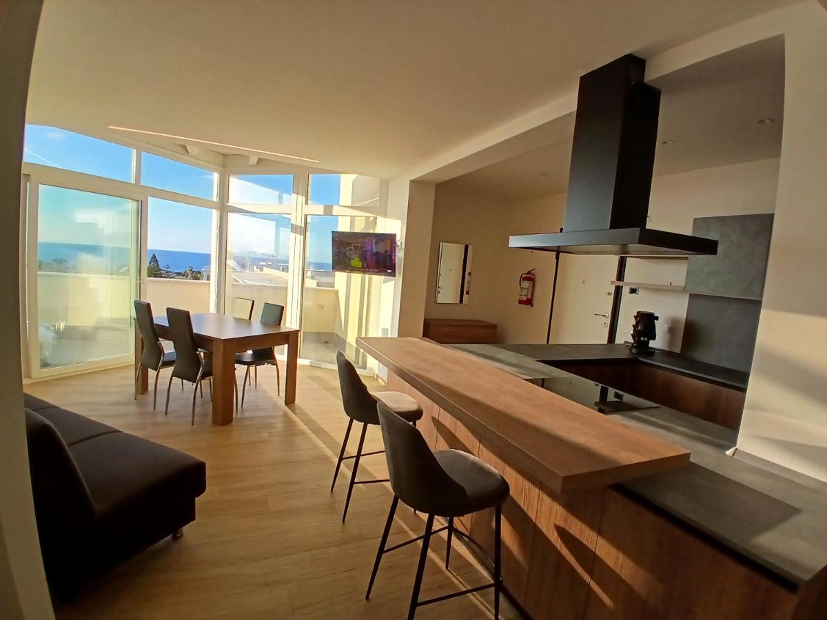 HolidayHouse Belvedere - Ferienwohnung Terrasini