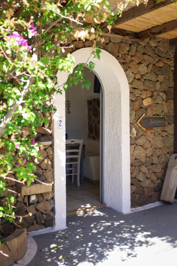 Bouganville- Le casette di Marilena b&b - B&B Pantelleria