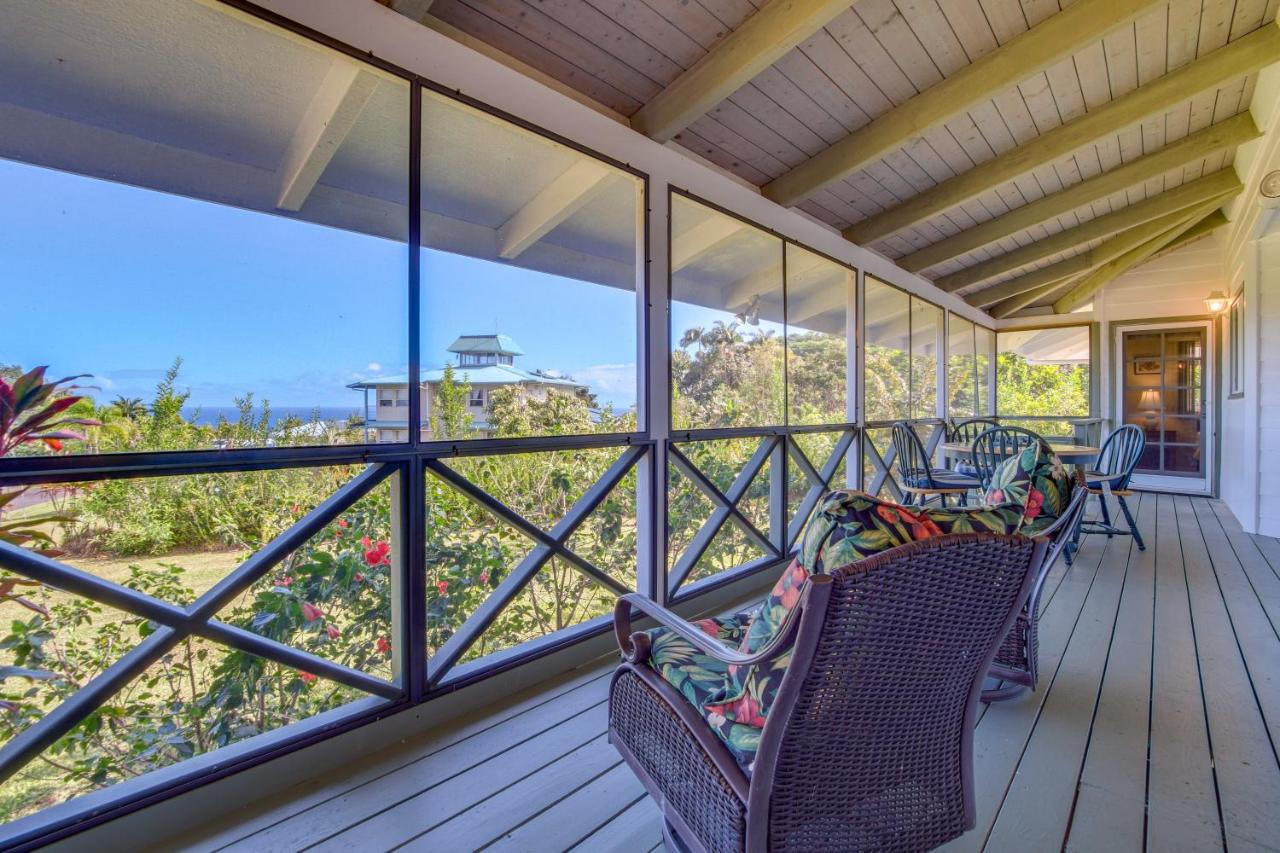 Honomu Home with Screened Lanai and Ocean Views! - B&B