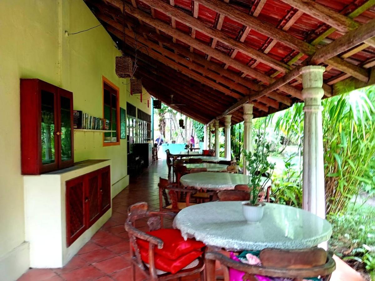 New Kahuna Cabanas - B&B Unawatuna