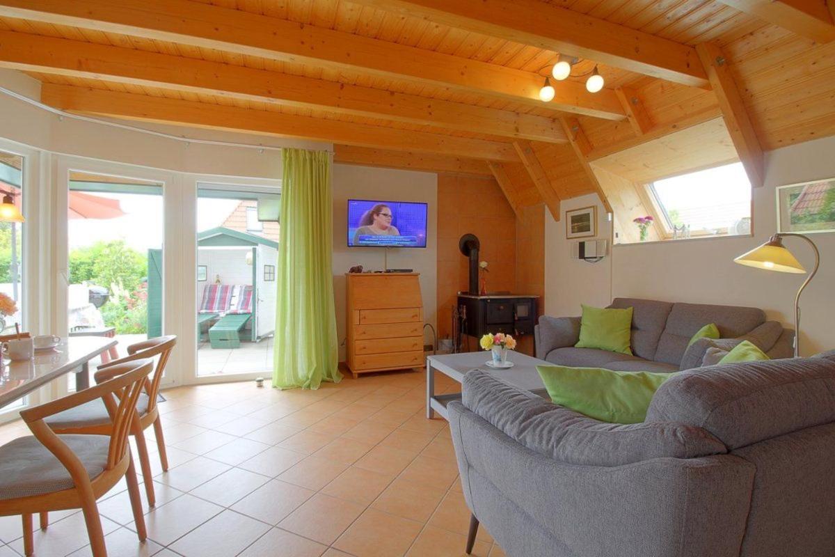Three-Bedroom Apartment with Terrace