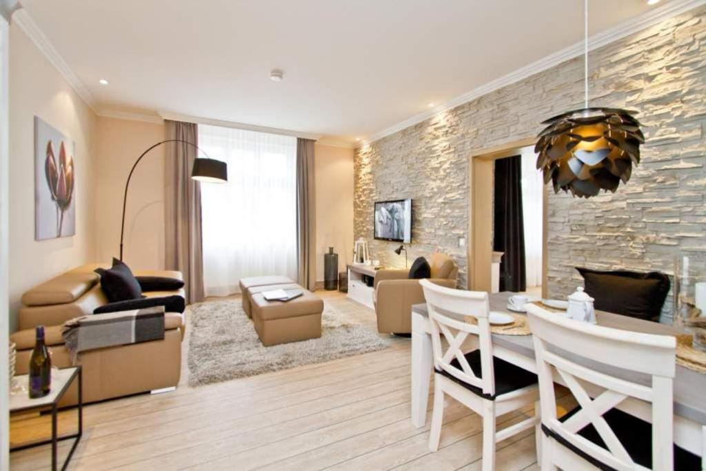 Apartment mit 2 Schlafzimmern und Dusche
