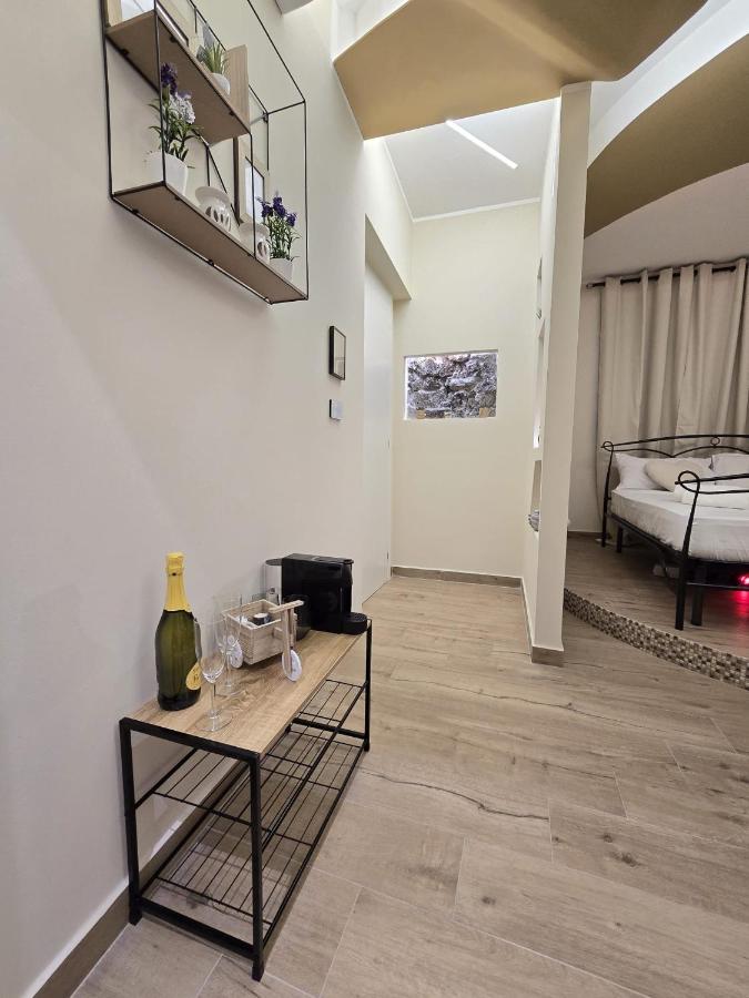 Queen Suite with Spa Bath