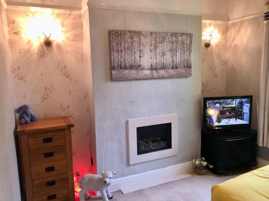 Cheerful 2 bedroom town house in Lancashire - Ferienwohnung