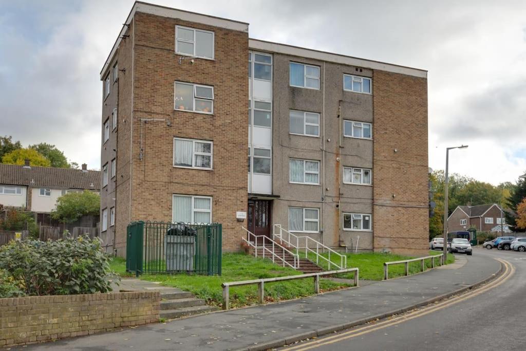 Homely Apartment in Harlow - B&B