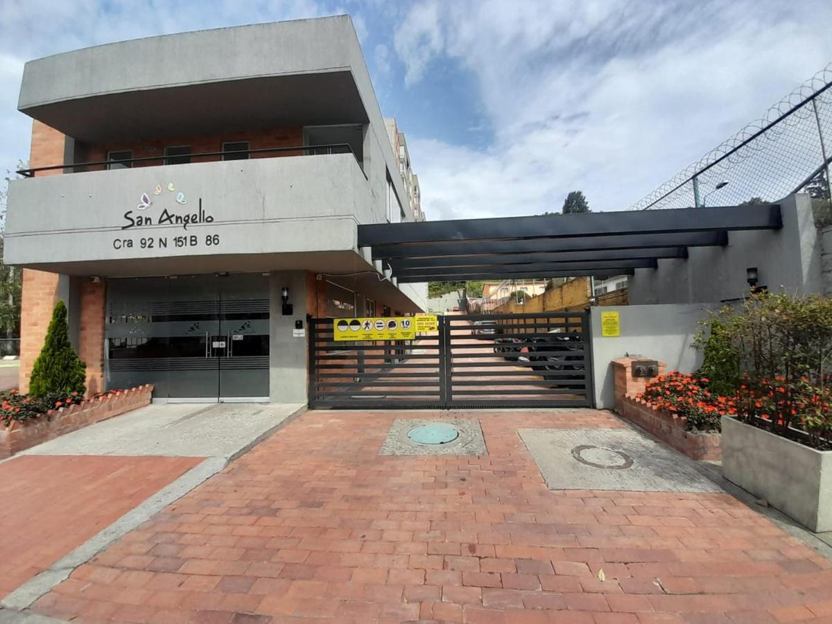 Angello 704 con ascensor y WiFi de 450 mbps - Ferienwohnung Bogotá