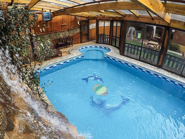 Cabañas Antuken - Piscina Cubierta - - B&B
