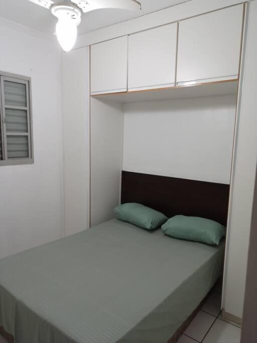 Apart Indep c Ar-con p 6 Pessoas - B&B