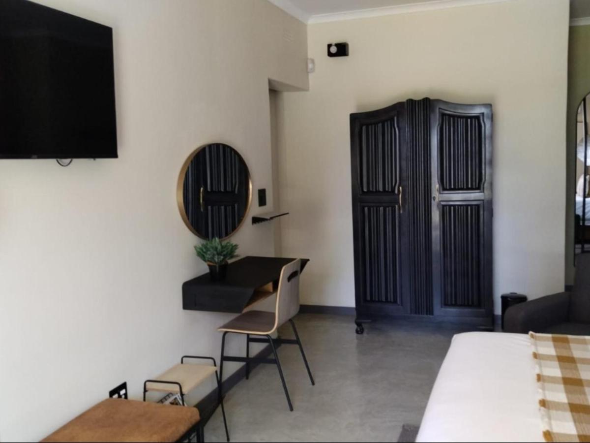 Luxus Zimmer mit Kingsize-Bett