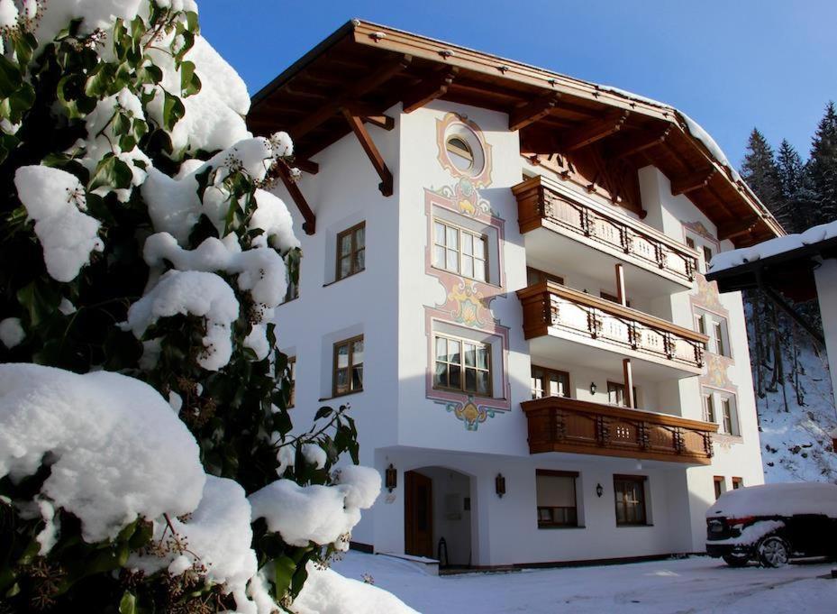 Appartement Landhaus Jehle - Ferienwohnung Flirsch am Arlberg