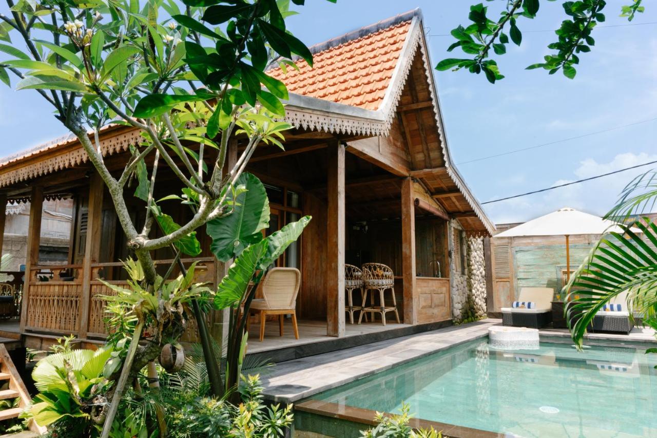 Serene Wooden House - 1BR Villa Close to Beach - B&B
