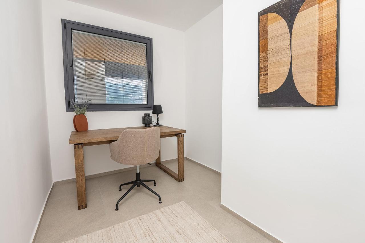 Two Bedroom Apartment with Balcony and Office 