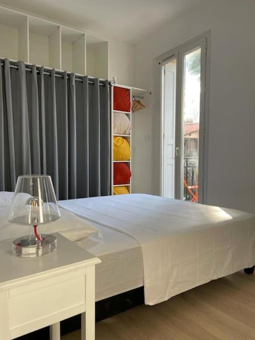 tres bel appartement au calme entre gare et centre - B&B Perpignano