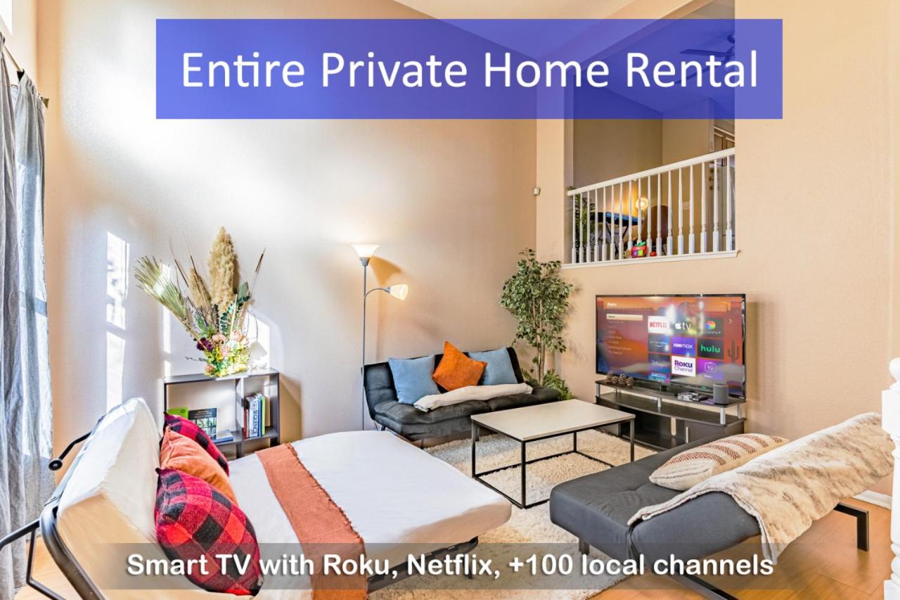 Entire Private 3-Bedroom Townhouse with Garage Parking near San Diego Gaslamp - B&B
