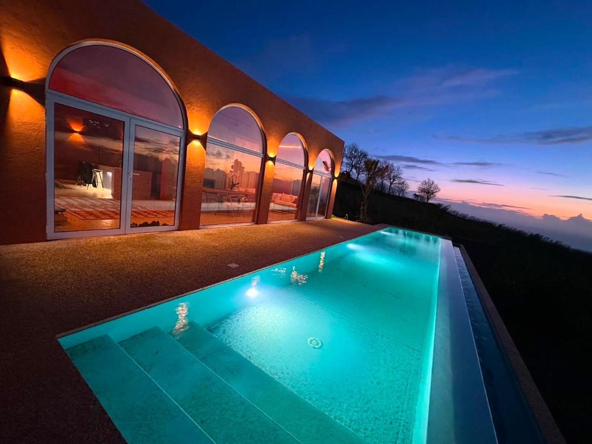 Villa Anna Splendid Sunset Ocean Front - B&B