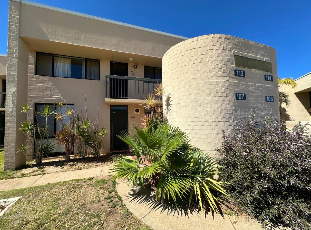 Riverview Holiday Apartment 107 - Kalbarri, WA - B&B
