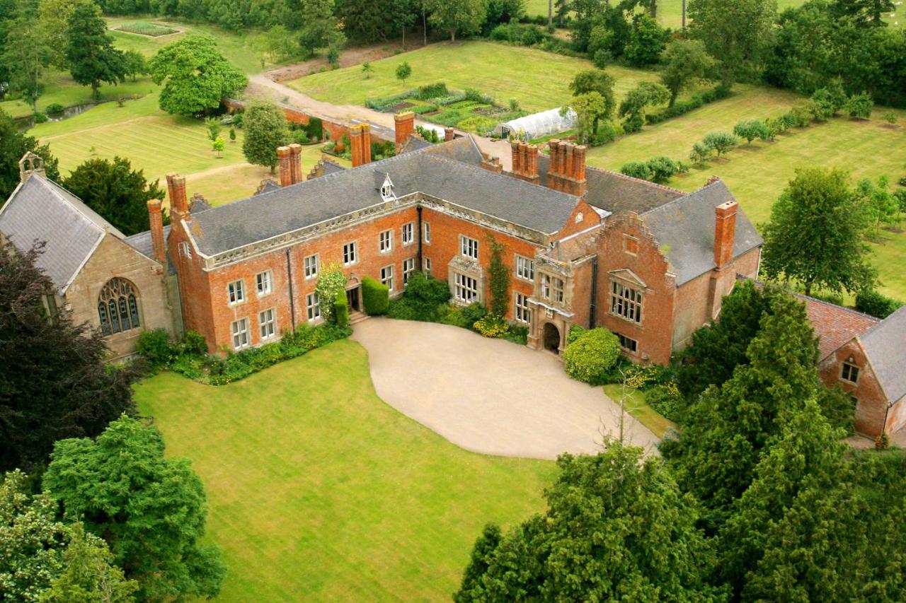 B&B Bromsgrove - Grafton Manor Hotel - Bed and Breakfast Bromsgrove