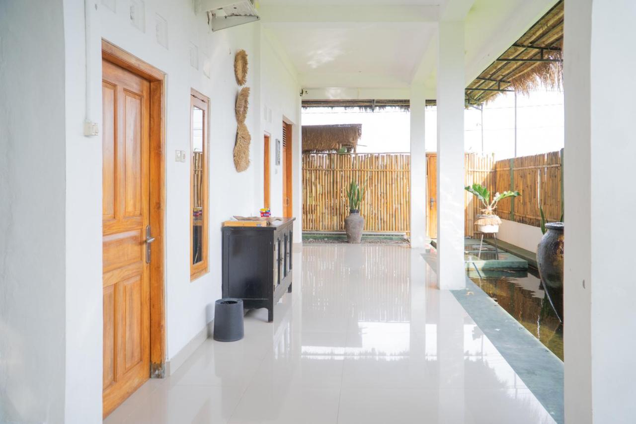 Villa D'Bamboo by Plesirhati Yogja - B&B