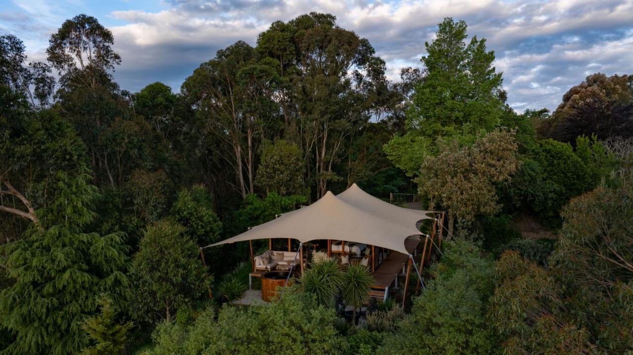 The Enchanted Retreat - Unforgettable Luxury Glamping - B&B Havelock North