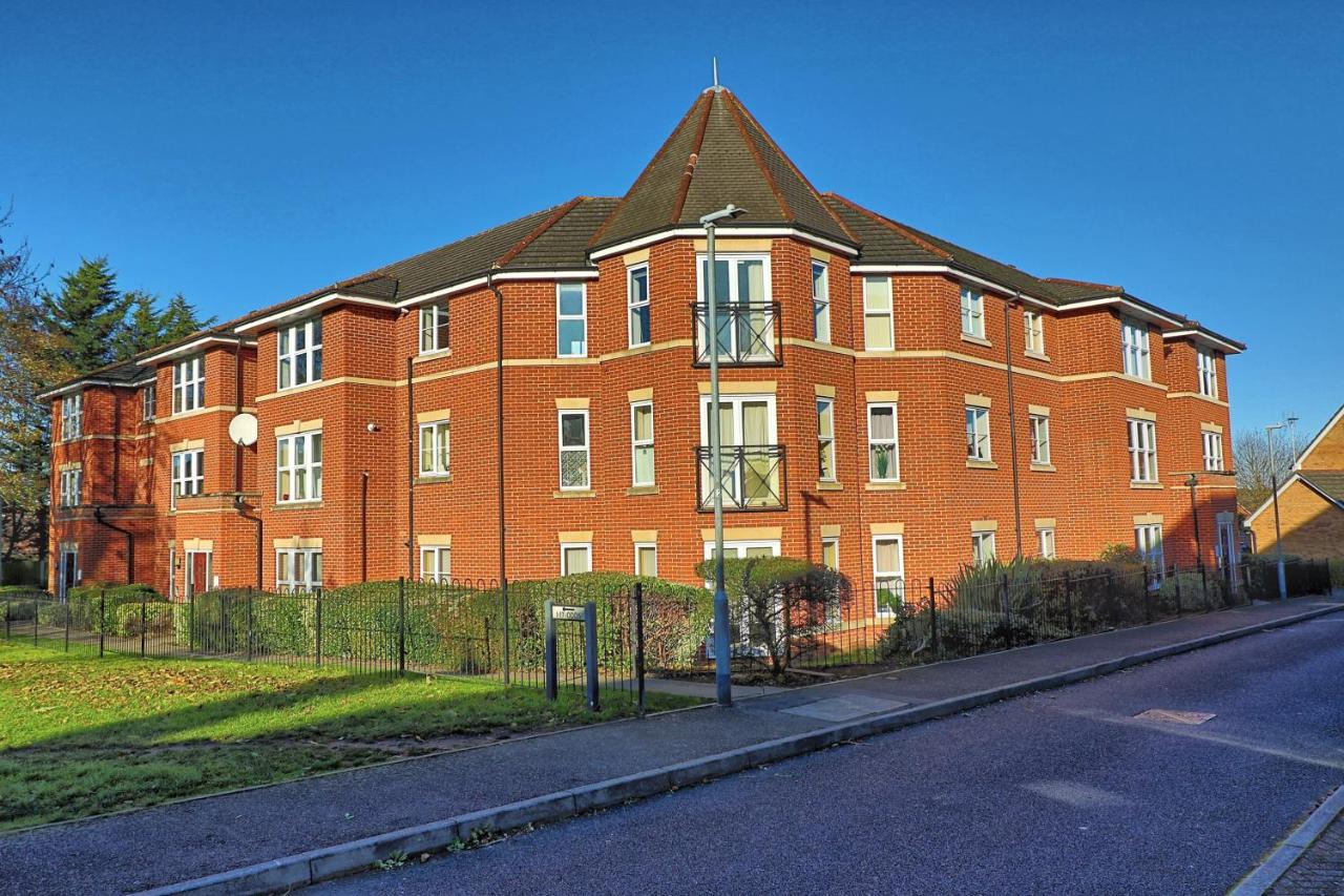 Chelmsford Apartment with Ensuite & Free Parking - B&B