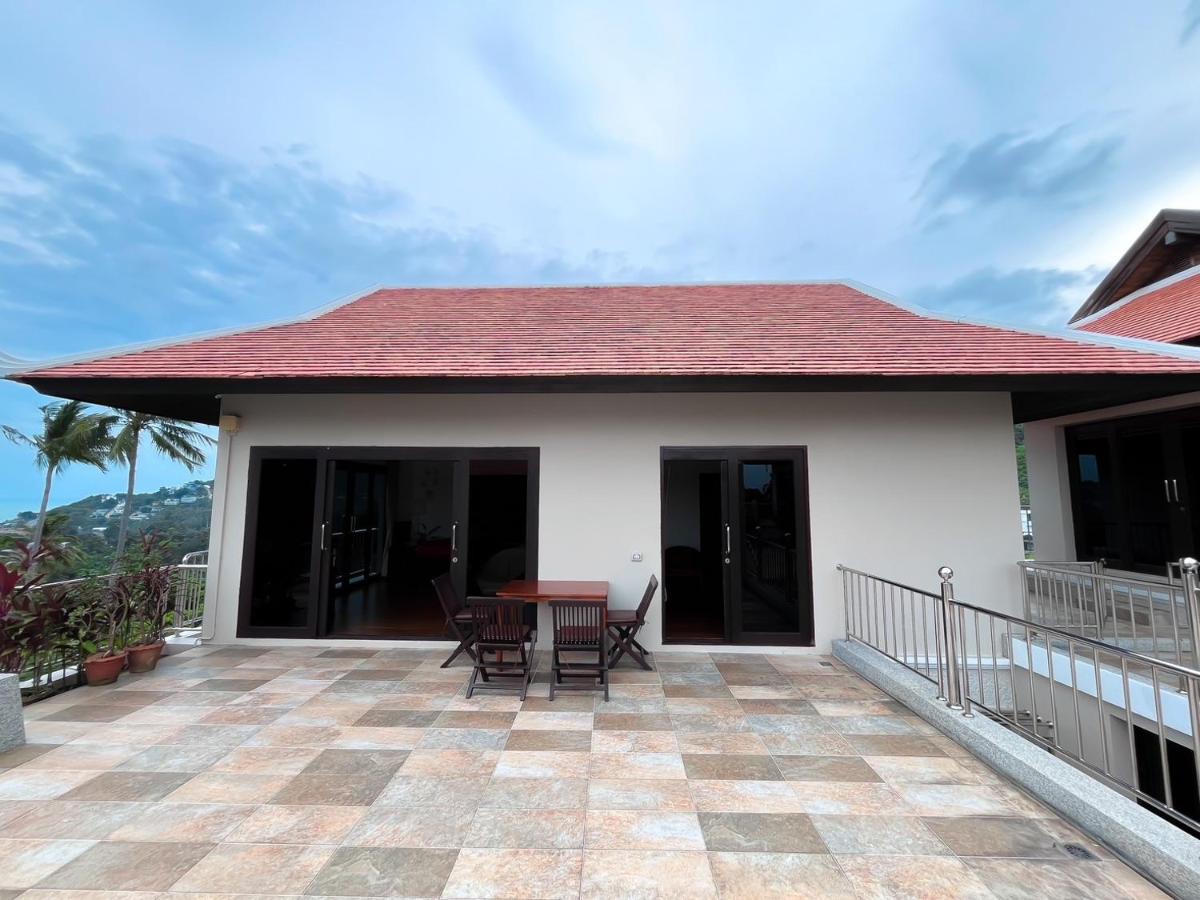 Villa with Sea View