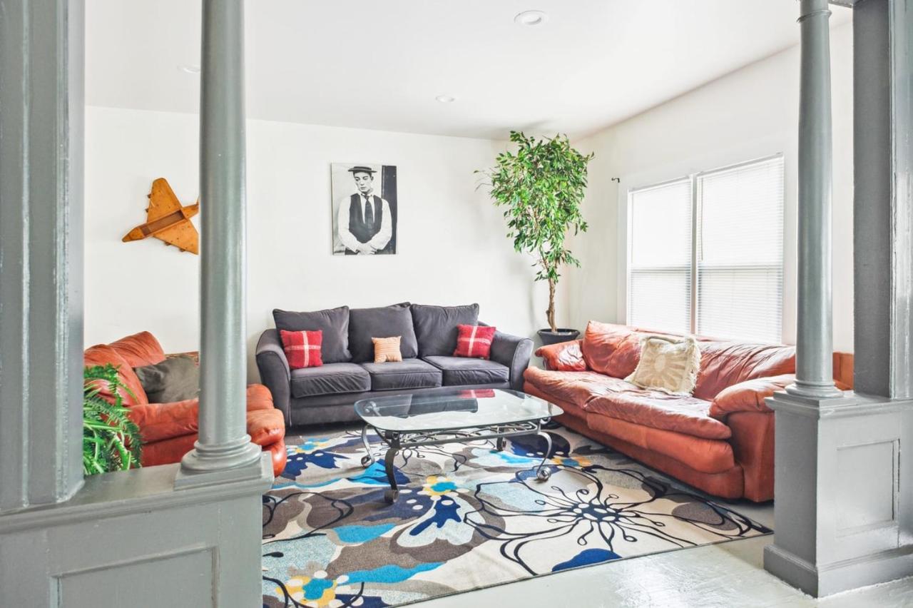 4BR Gem in Detroit North End Downtown Nearby - Chambres d’hôtes Détroit