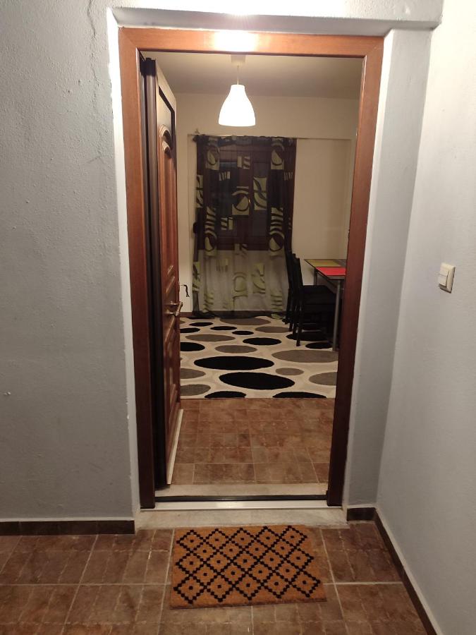 Thodoris Apartment's - Bed and Breakfast