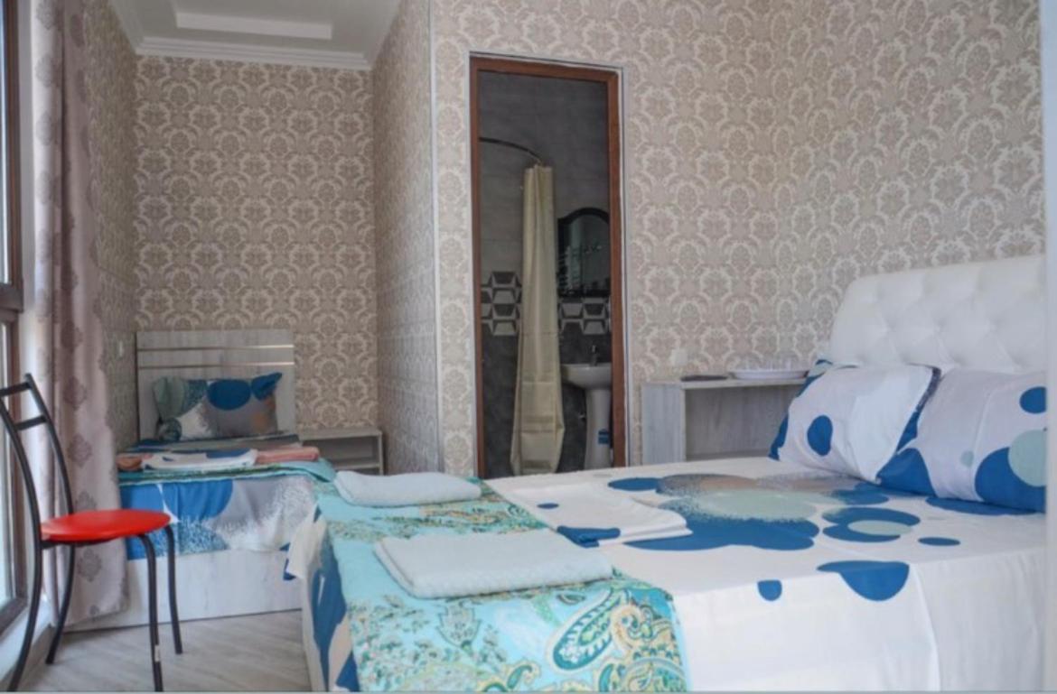 Deluxe Double Room (2 Adults + 1 Child)