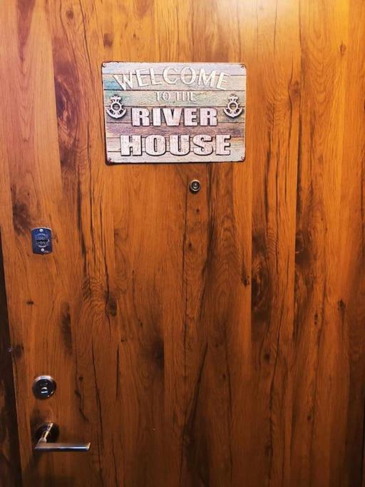 Riverhouse - B&B