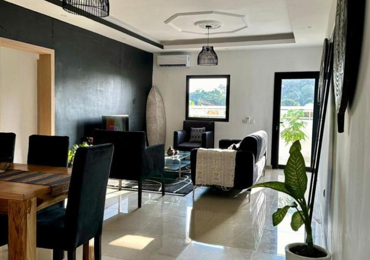Moderne et charmant F3- Riviera Golf, Abidjan - B&B Abidjan