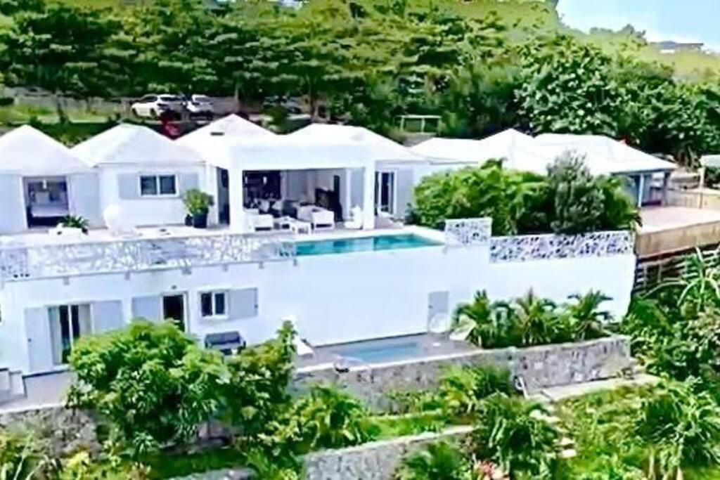 Prestigious Villa & Apartment Marewa with Breathtaking Ocean View - Saint Martin French Side - B&B
