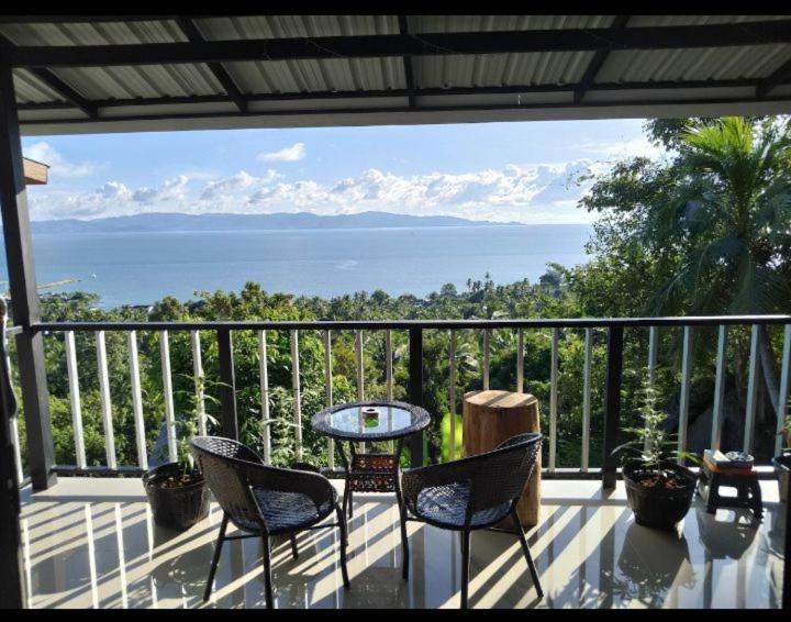 Blue and green apartments - B&B Ban Nuea