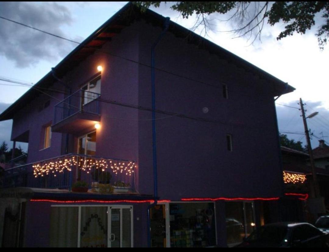 Guest House Lila - B&B