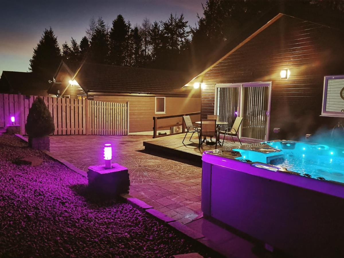 Cairnyard Lodges - Woodside - B&B Beeswing