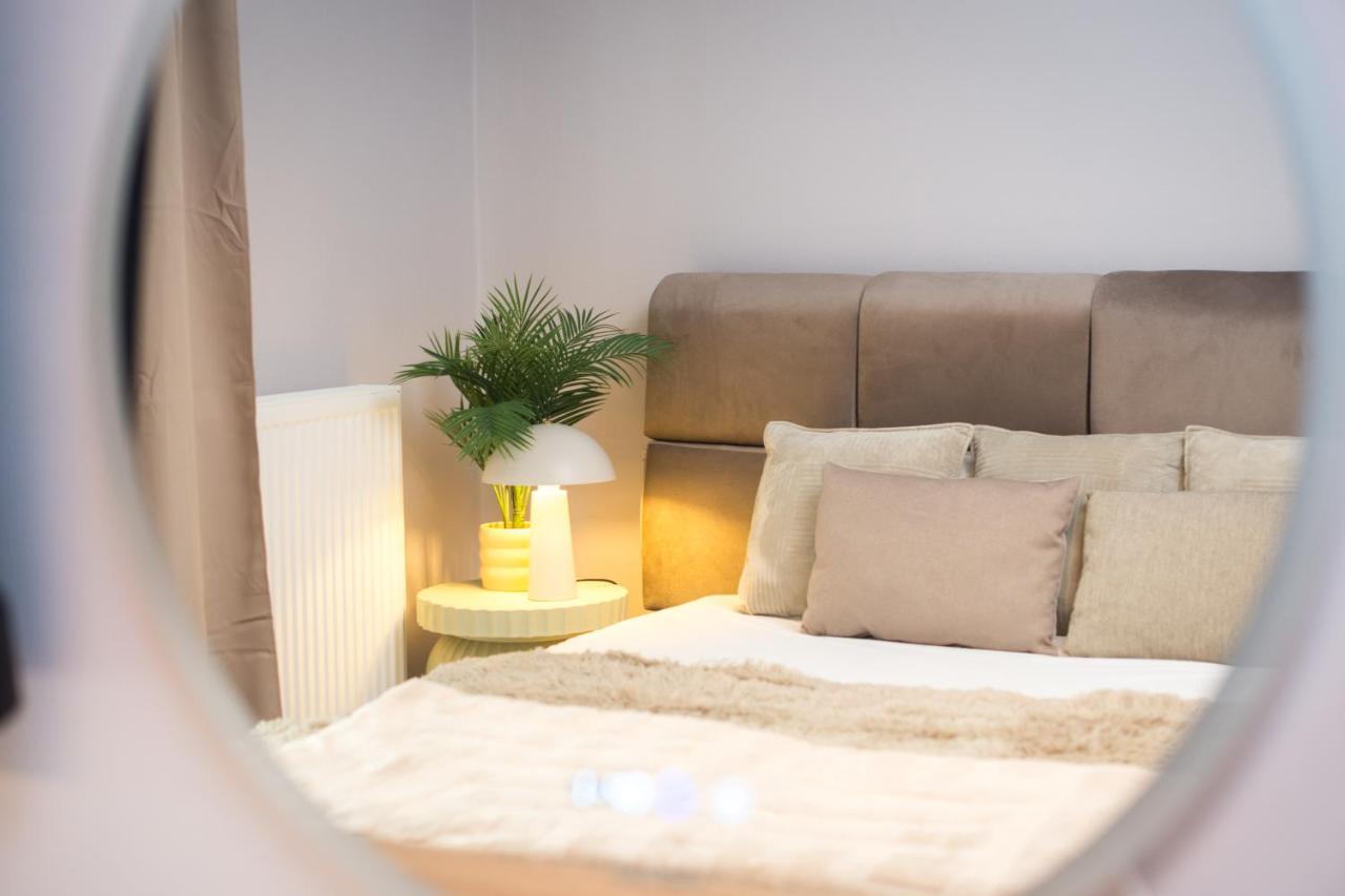 Aurora Luxury Apartment Alexandroupolis - Bed and Breakfast