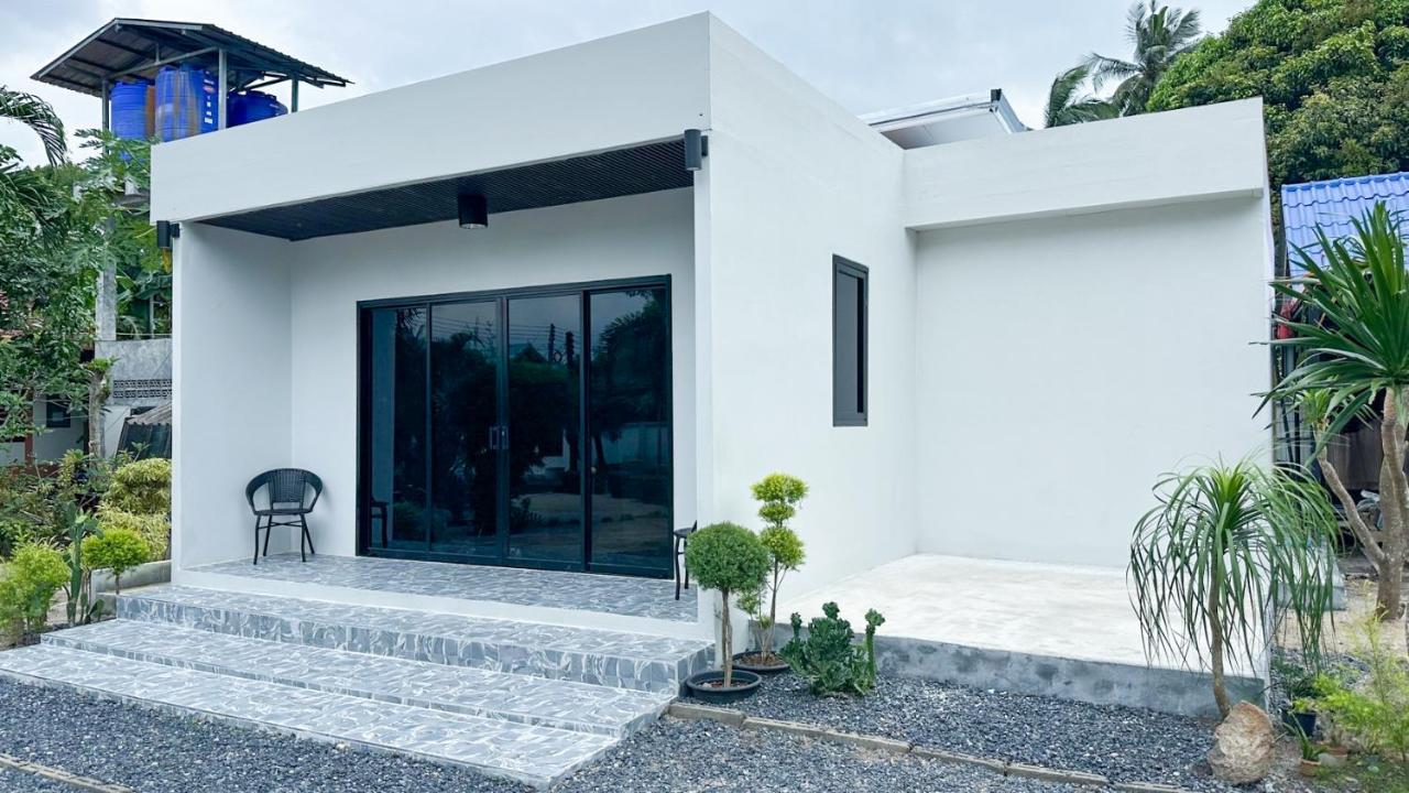 Camera Quadrupla Deluxe