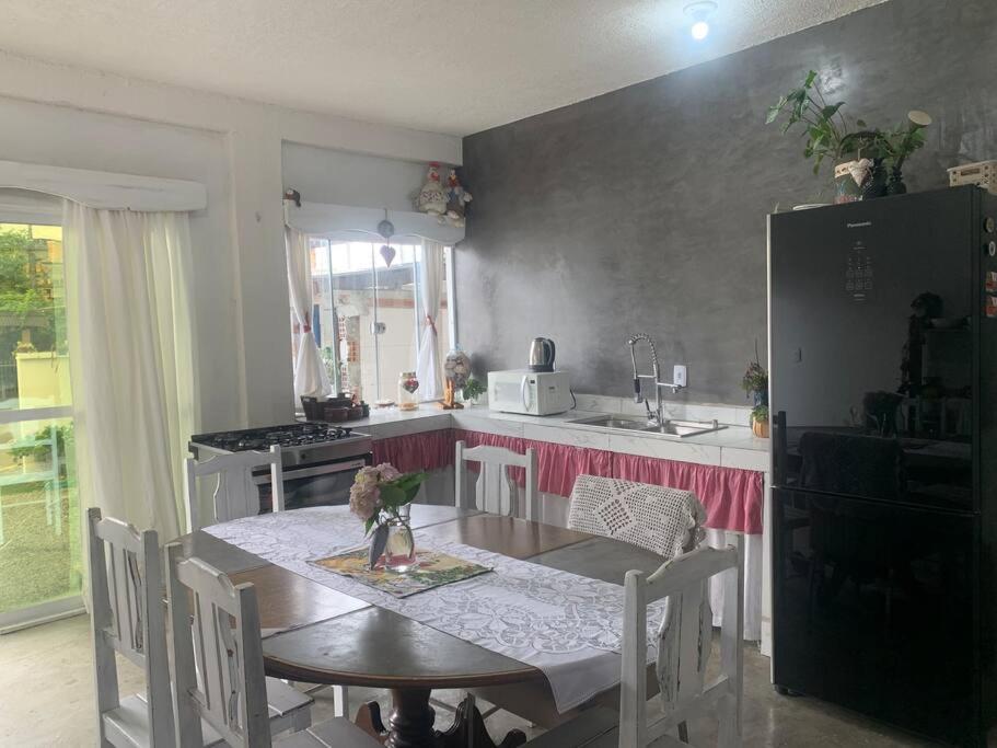 Casa a 6min da praia e do Shopping - B&B