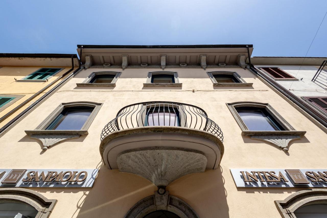 Casa Vacanze Maddalena - Palazzetto sul lago - Diamante Rosa - Chambres d'hôtes Marta