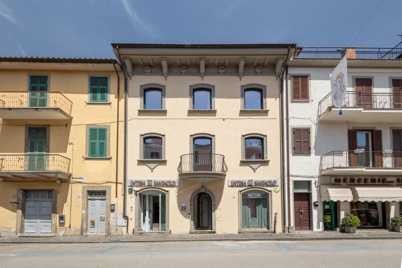 Casa Vacanze Maddalena - Palazzetto sul Lago - Diamante Blu - B&B Marta