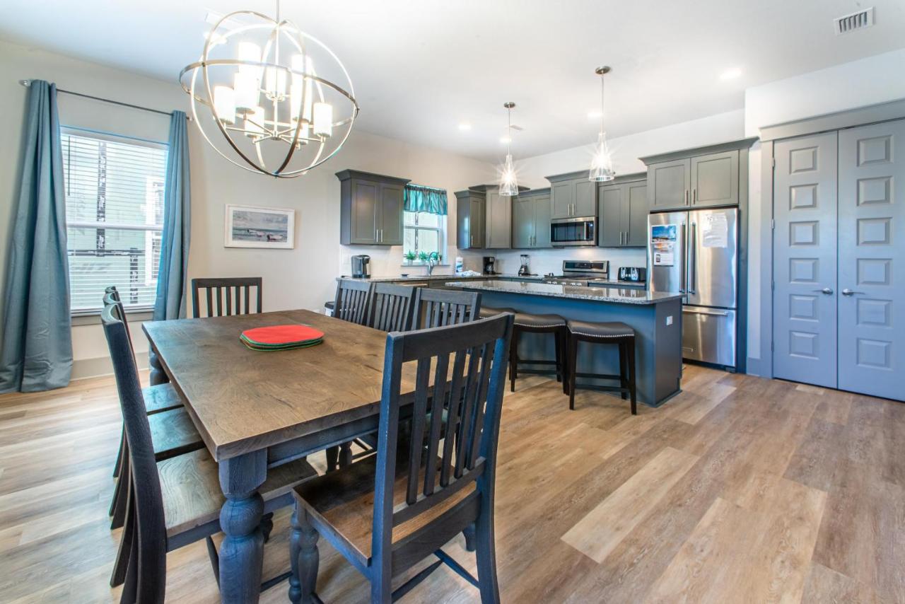 Our Happy Place - B&B Destin